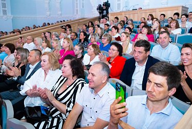 Сарматские львы ждут своих владельцев